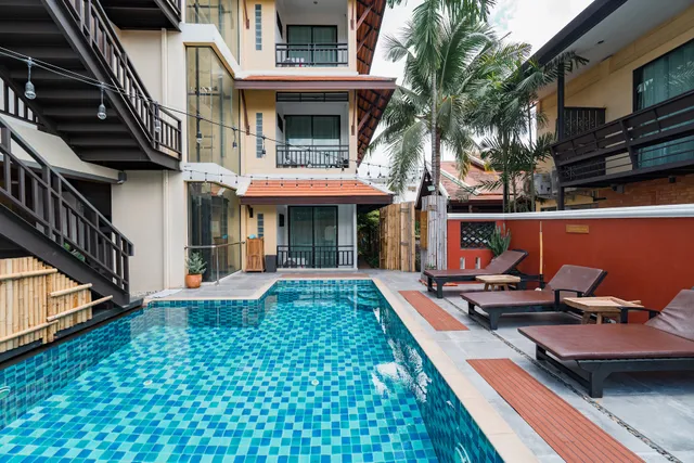 THEE Kashatharn by TH District