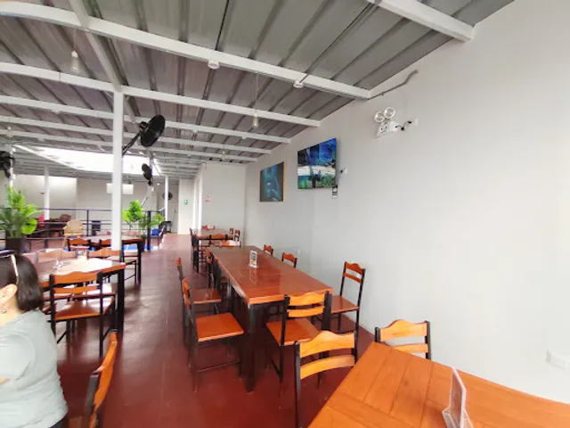 Tributo Food and Drink