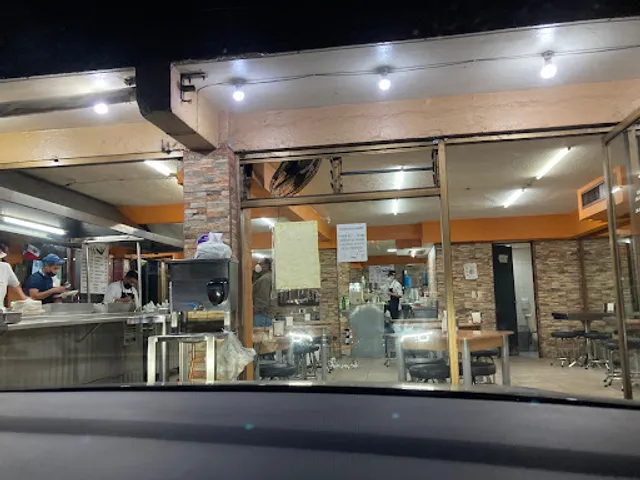 Tacos "Los Alteños"