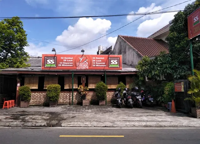 Waroeng Spesial Sambal "SS" Veteran