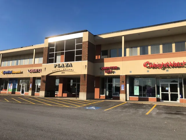 Fairlawn Plaza Shopping Center