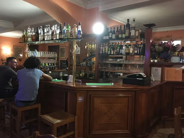 Caffè Centrale di Ipois di Bertoncini B. e C. Sas