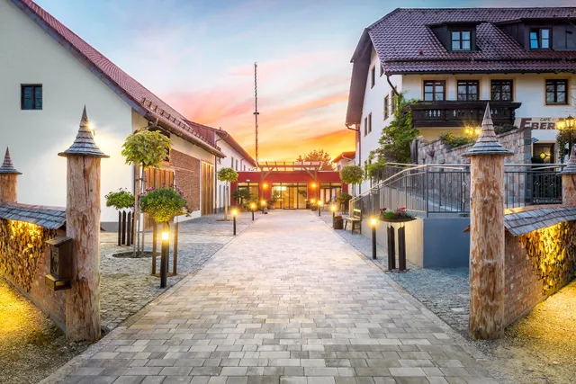 Hotel- Restaurant Eberlwirt oHG