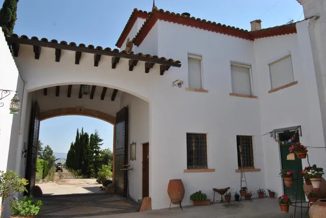 Sol Blanc Allotjament Turístic Rural - Alguaire, Lleida