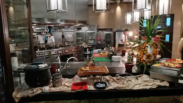 THE KITCHEN at ARYADUTA HOTEL