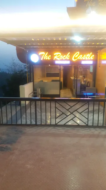 Rock Castle Inn By DLS Hotels, Waknaghat