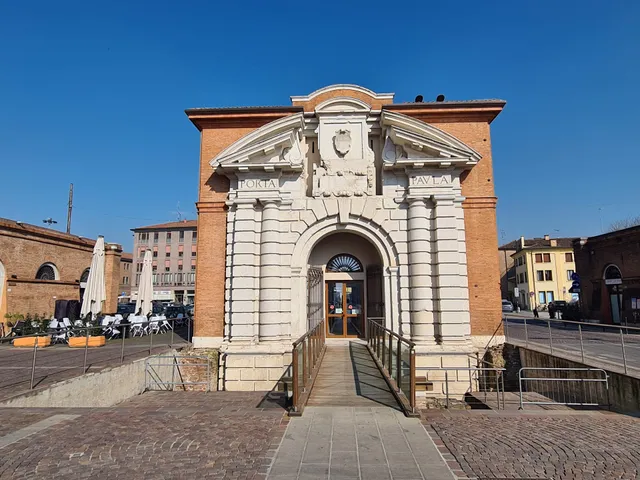 Porta Paola