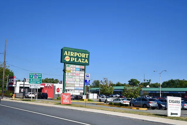 Airport Plaza Shopping Center