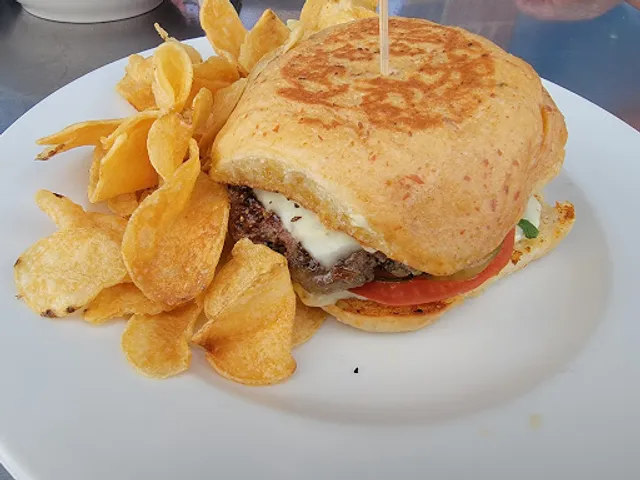 House Divided Restaurant & Sports Grill