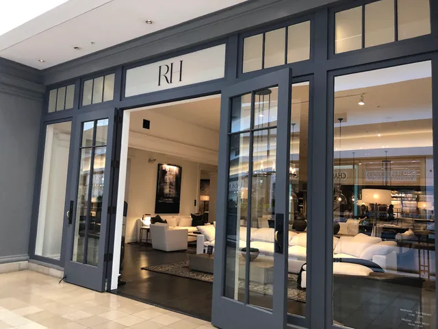RH King of Prussia | The Gallery at the King of Prussia Mall
