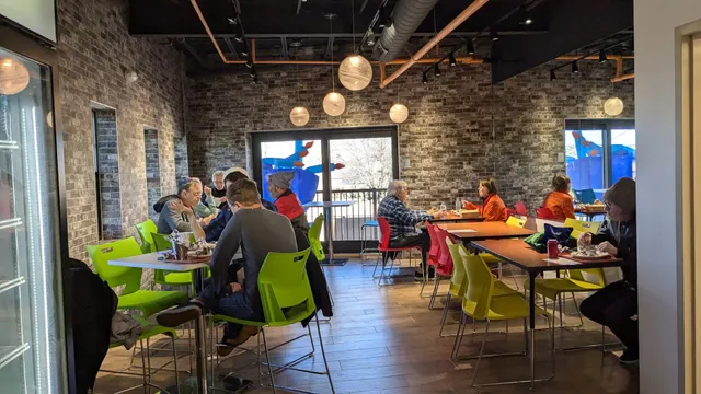 Manhattan Avenue Deli