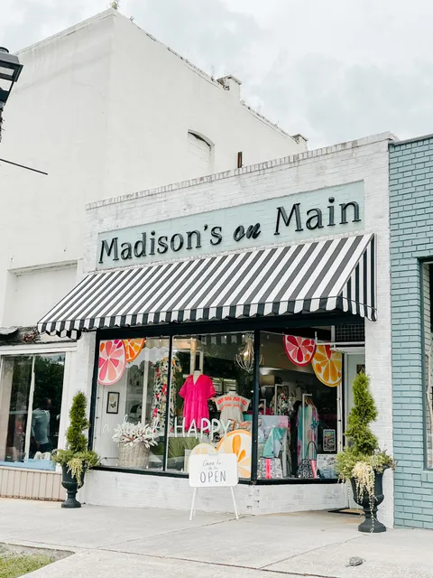 Madison's On Main