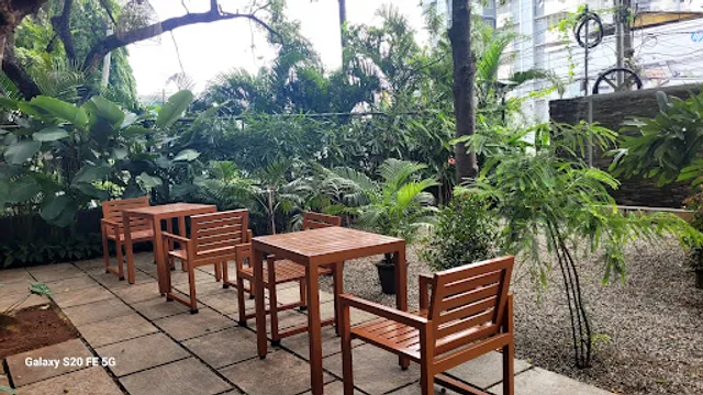 Lantern Grove Restaurant