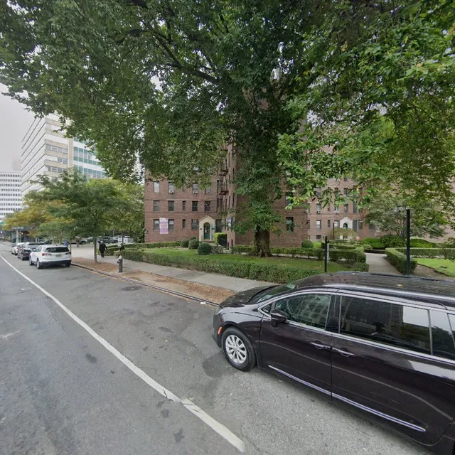 Dr. Mayya Munarova, MD