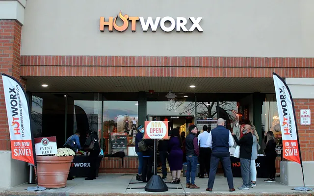 HOTWORX - Bloomingdale, IL