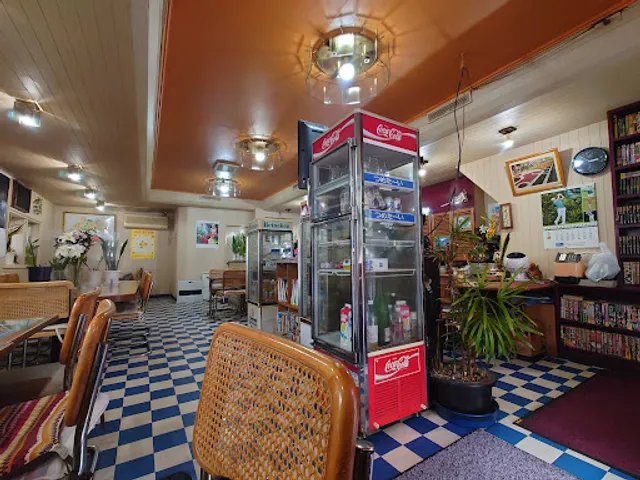 カフェ・ドール