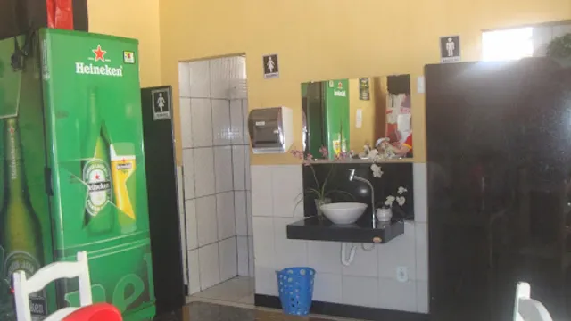 Restaurantes e Telepizza Tutucas