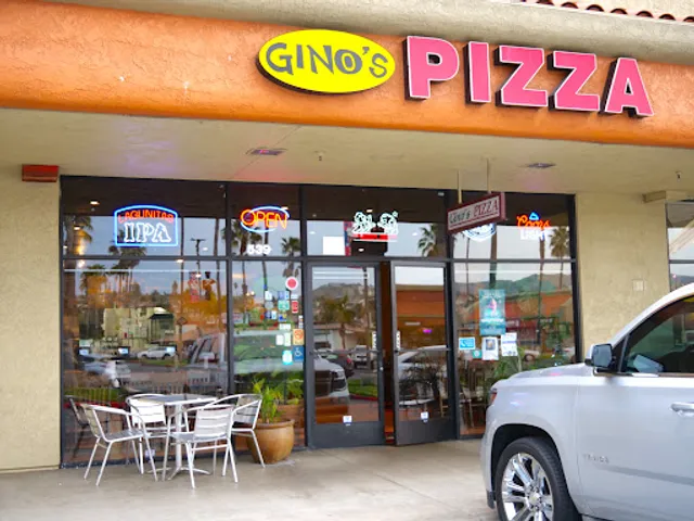 Gino's Pizza