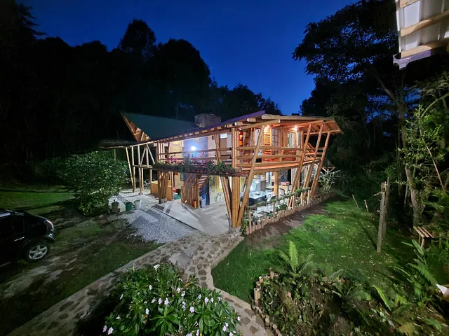 Refugio En El Bosque