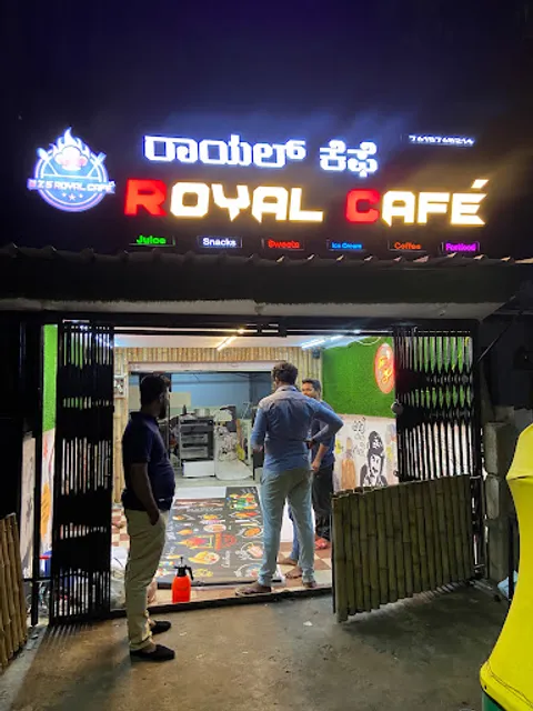 Royal cafe