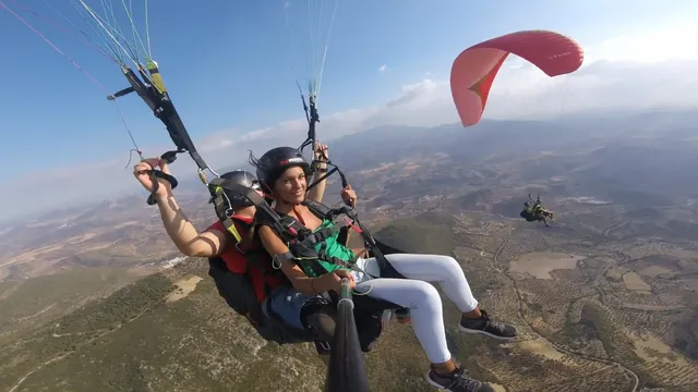 ZERO GRAVITY PARAGLIDING SPAIN