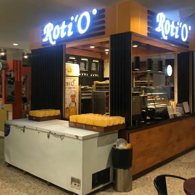 Roti O Makassar Town Square