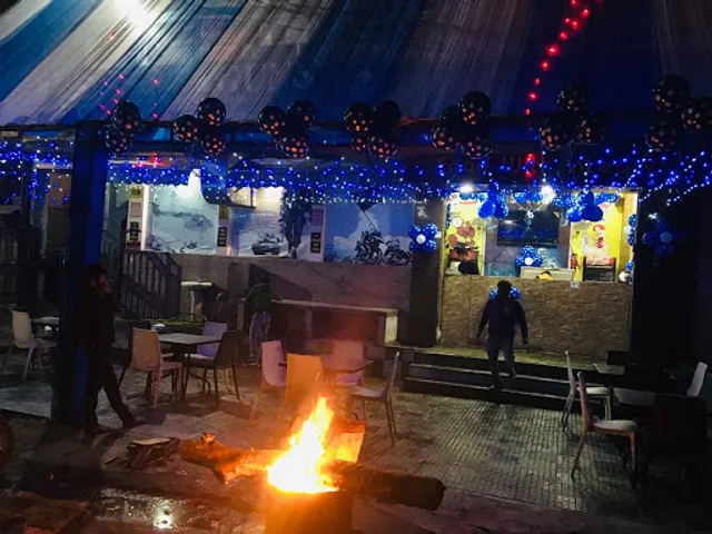 BUNS & GUNS AWAS VIKAS