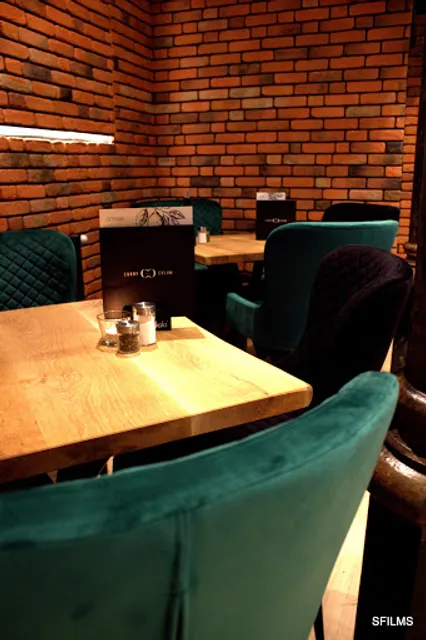 Curry Culum Burger & Gin