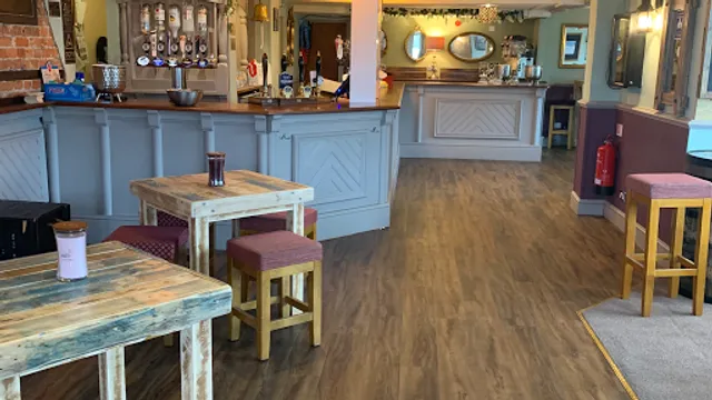 Lavarro @The Anchor Inn