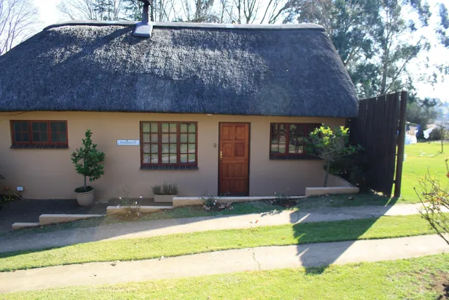 Little Milton cottages and rooms