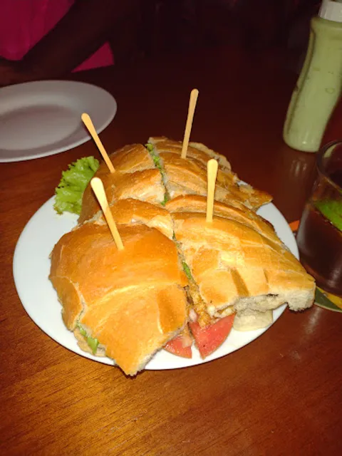 Senadinho Sanduicheria