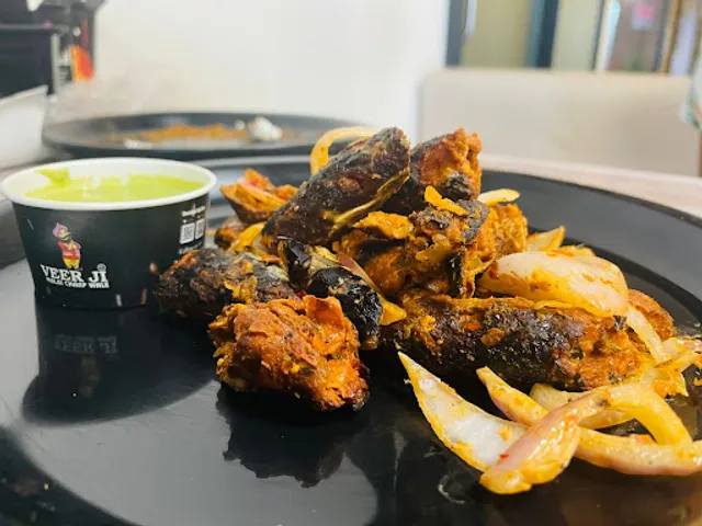 VEERJI MALAI CHAAP WALE SECTOR 31