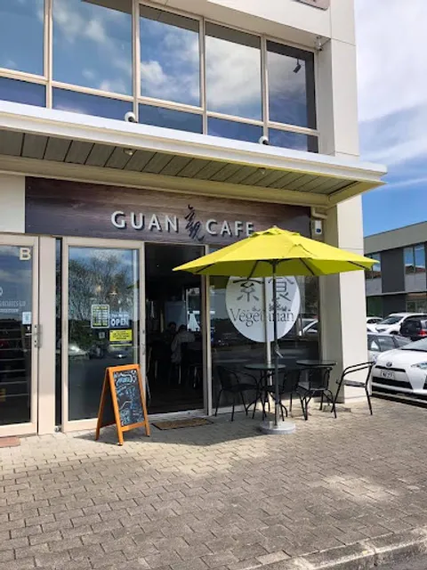 Guan Cafe: Vegetarian & Vegan