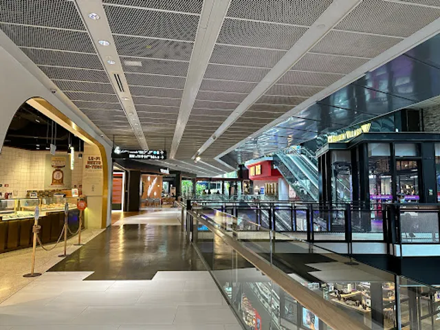 Peninsula Shopping Complex Singapore