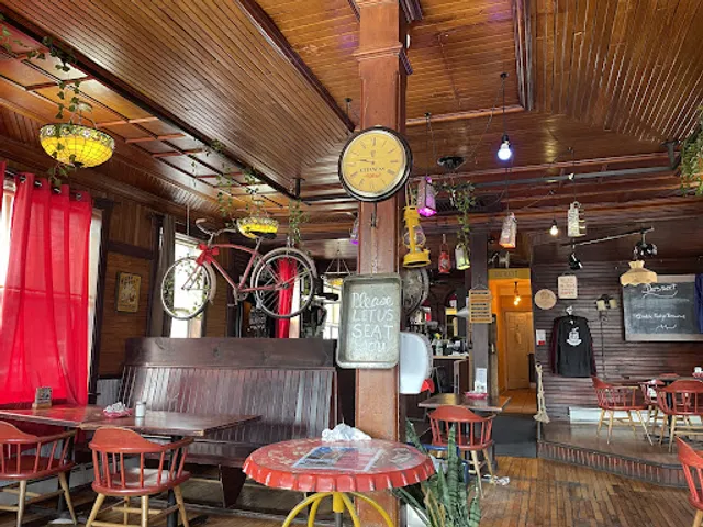 Backwoods Burger - Craft Beer Cookhouse