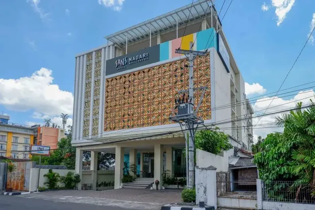 Sans Hotel Nagari Malioboro