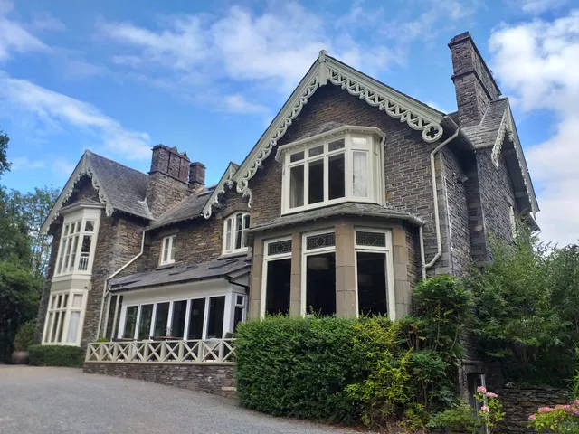 Ambleside Manor - Vegetarian Hotel