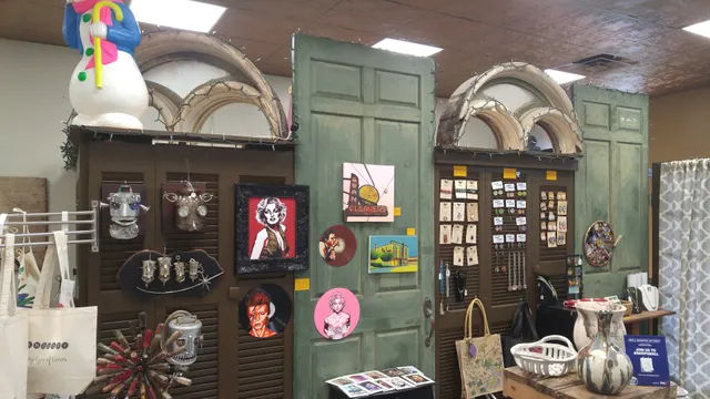 Erik's Fine Clothing & Art