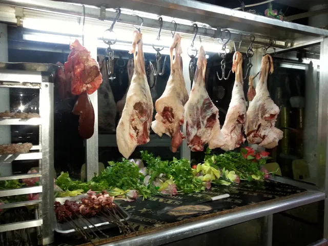 Abu Shaima Ajeeaoa Restaurant