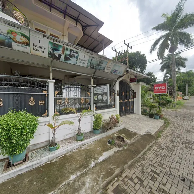 OYO 3088 Green Valley House