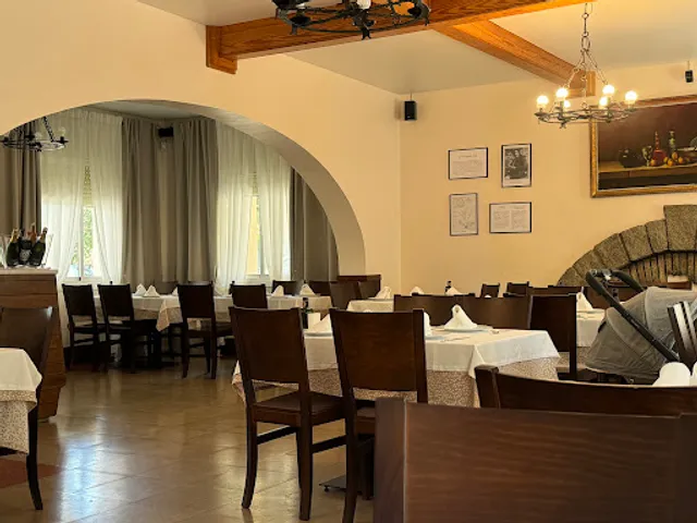 El Cau Brunet l Restaurante de toda la vida
