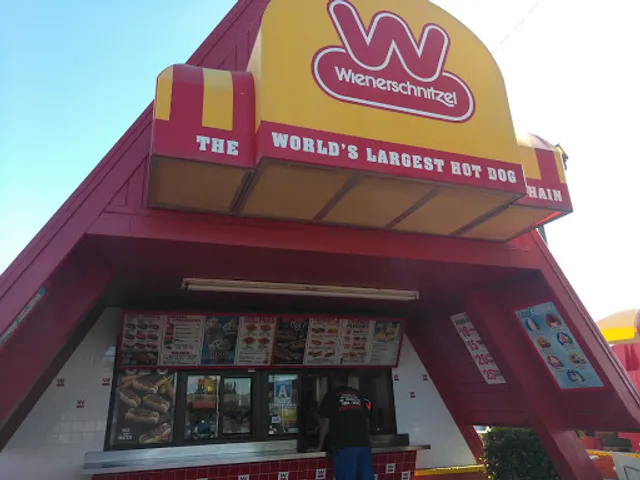 Wienerschnitzel