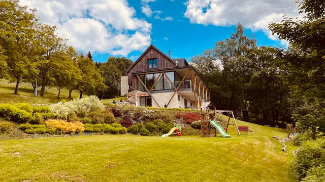 Four Seasons in Benecko