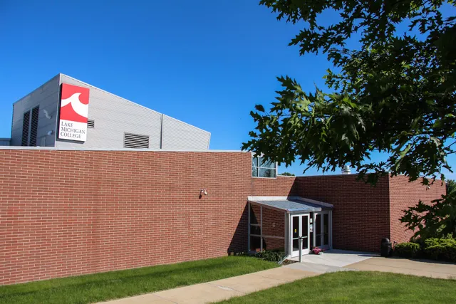 Lake Michigan College Niles-Bertrand Crossing Campus