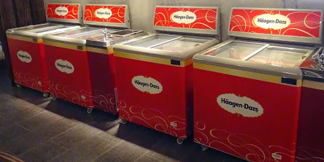 Emperor Palace Hot Pot