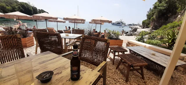 Crystal Seaside Experience