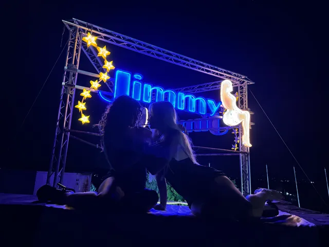 Jimmy Night Club Lap Dance