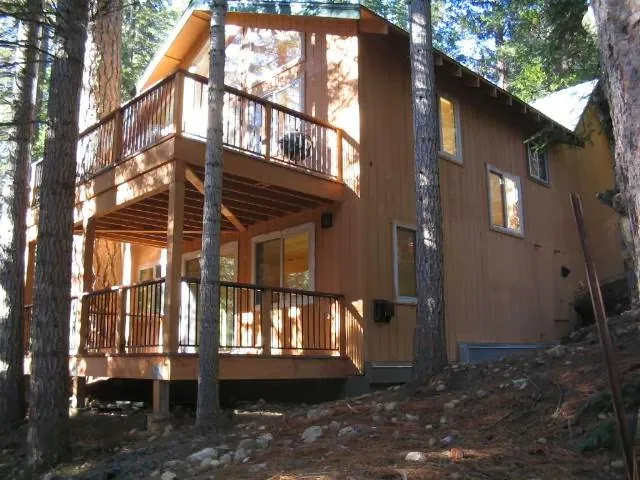Overlook Cabin
