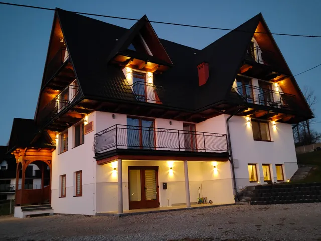 Willa WIDOKOWA CUDZICH