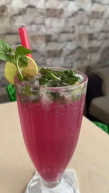 Eat 'N' Drink Cool Bar